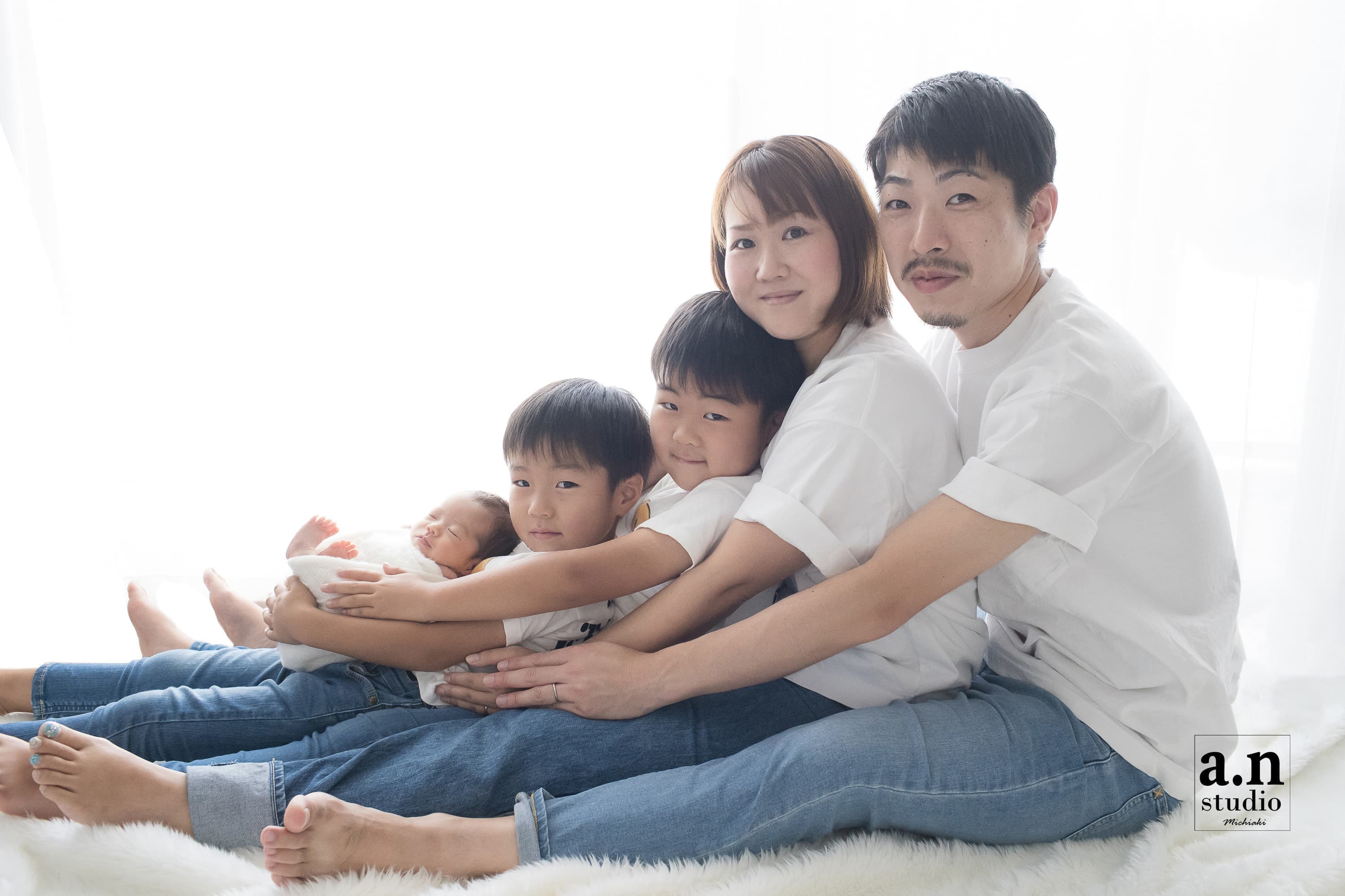 岐阜、愛知　ニューボーンフォト　エイエンスタジオ